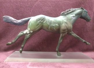 7 Tips for Collecting the Most Valuable Breyer Models
